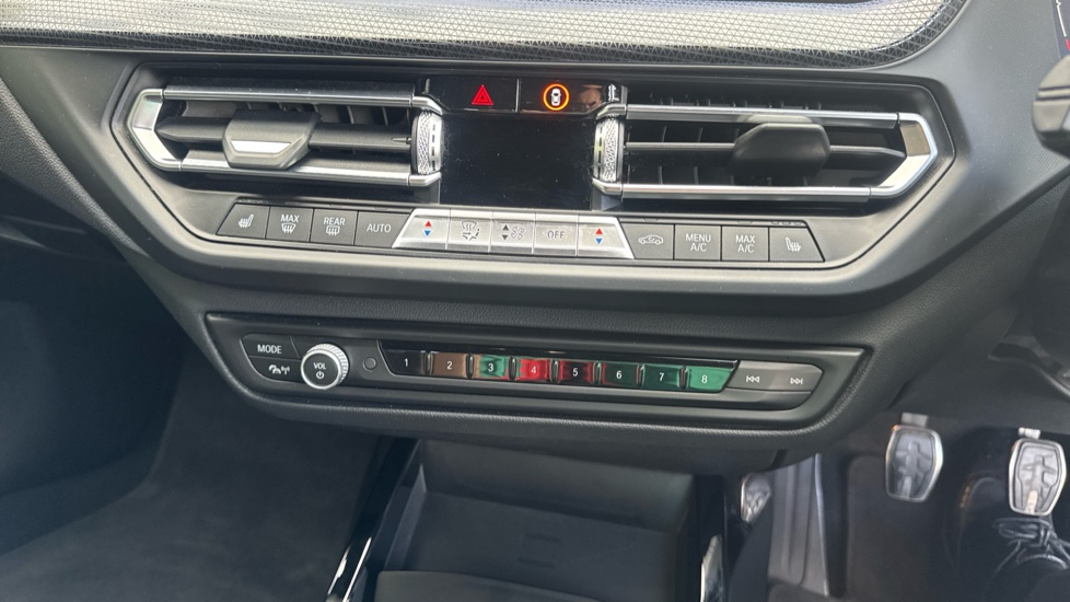 BMW 1 Series 118d M Sport 5dr Diesel Hatchback - Image 29