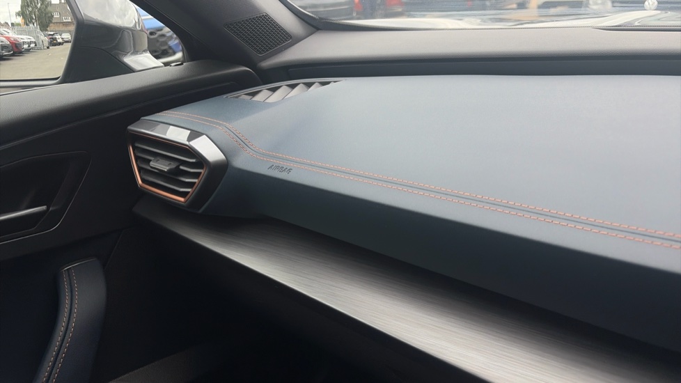 CUPRA Formentor 1.5 TSI 150 V2 5dr DSG Petrol Estate - Image 37