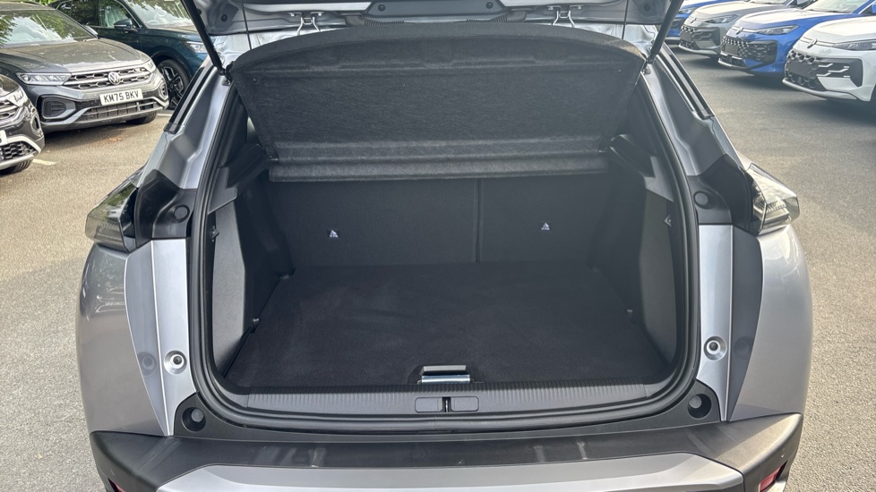 Peugeot 2008 1.2 PureTech 130 Allure 5dr Petrol Estate - Image 4