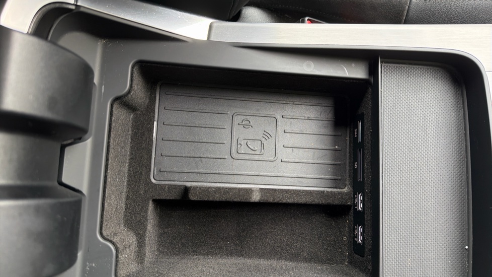 Audi Q7 45 TDI Quattro S Line 5dr Tiptronic Diesel Estate - Image 38