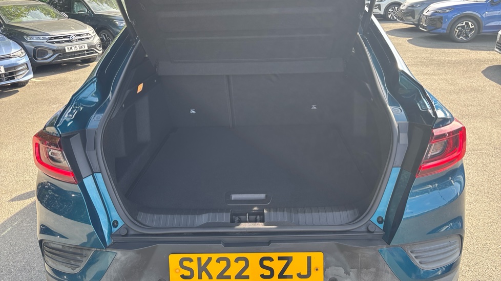 Renault Arkana 1.6 E-TECH Hybrid 145 R.S. Line 5dr Auto Hybrid Estate - Image 4