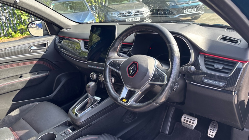 Renault Arkana 1.6 E-TECH Hybrid 145 R.S. Line 5dr Auto Hybrid Estate - Image 11
