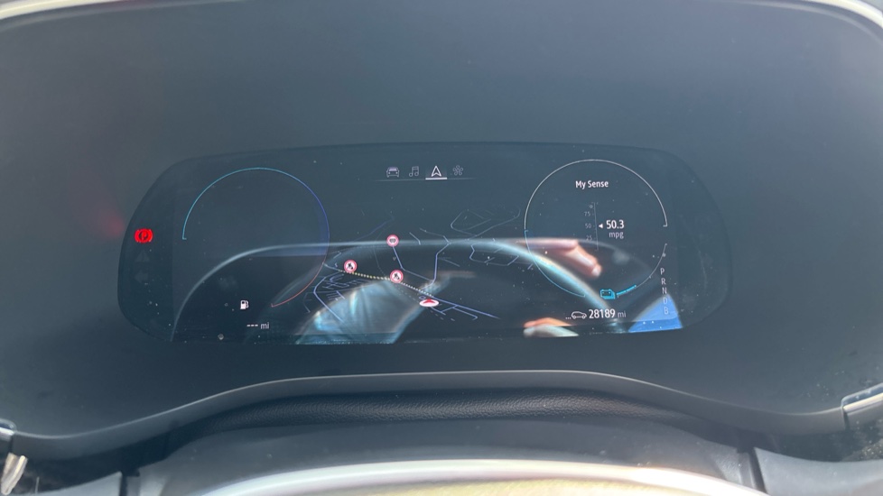 Renault Arkana 1.6 E-TECH Hybrid 145 R.S. Line 5dr Auto Hybrid Estate - Image 18
