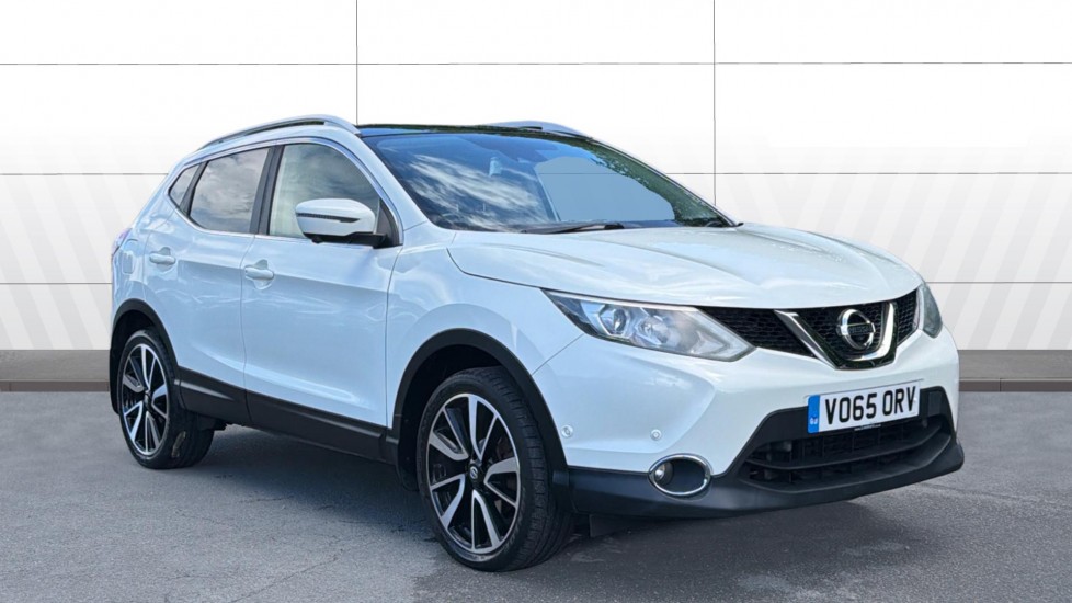 Nissan Qashqai 1.5 dCi Tekna 5dr Diesel Hatchback - Image 1