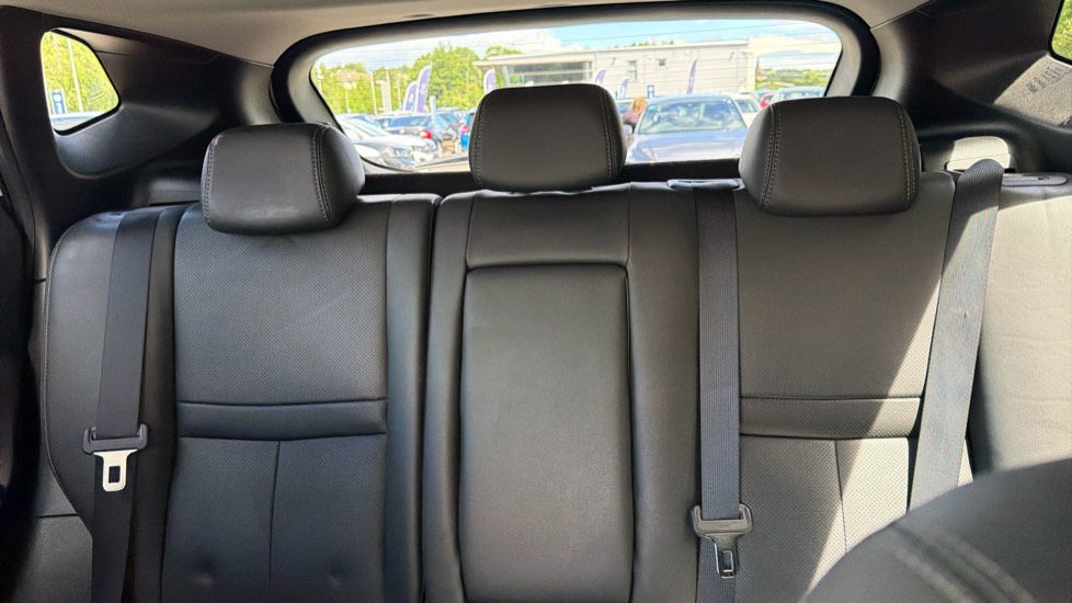 Nissan Qashqai 1.5 dCi Tekna 5dr Diesel Hatchback - Image 15