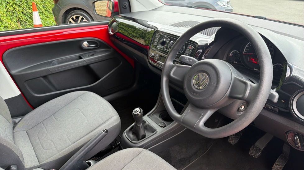 Volkswagen Up 1.0 Move Up 5dr Petrol Hatchback - Image 11