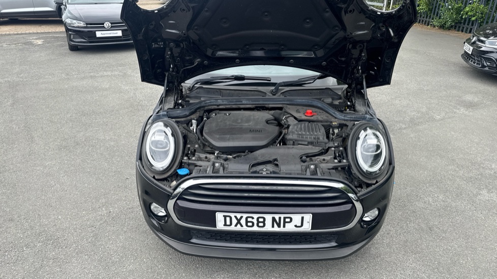 MINI Hatchback 1.5 Cooper D II 5dr Step Auto Diesel Hatchback - Image 8