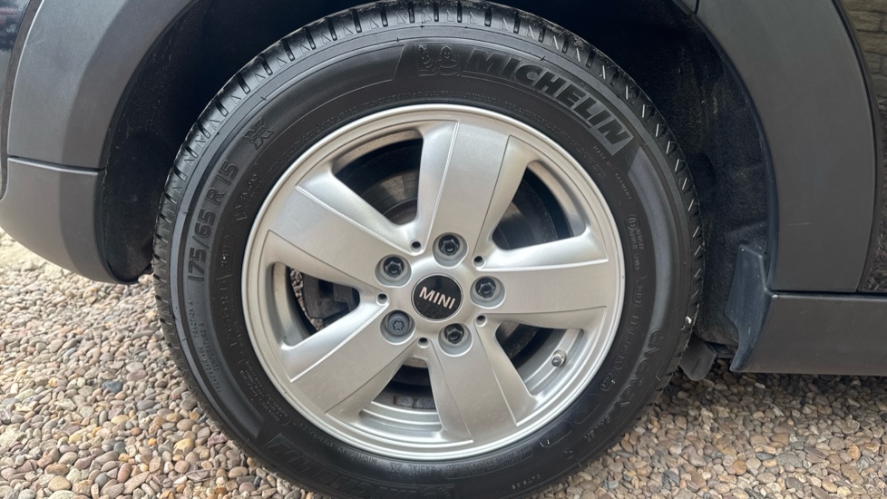 MINI Hatchback 1.5 Cooper D II 5dr Step Auto Diesel Hatchback - Image 21