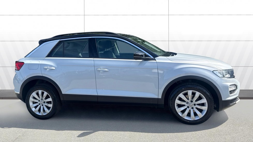 Volkswagen T-Roc 1.5 TSI EVO SE 5dr Petrol Hatchback - Image 5
