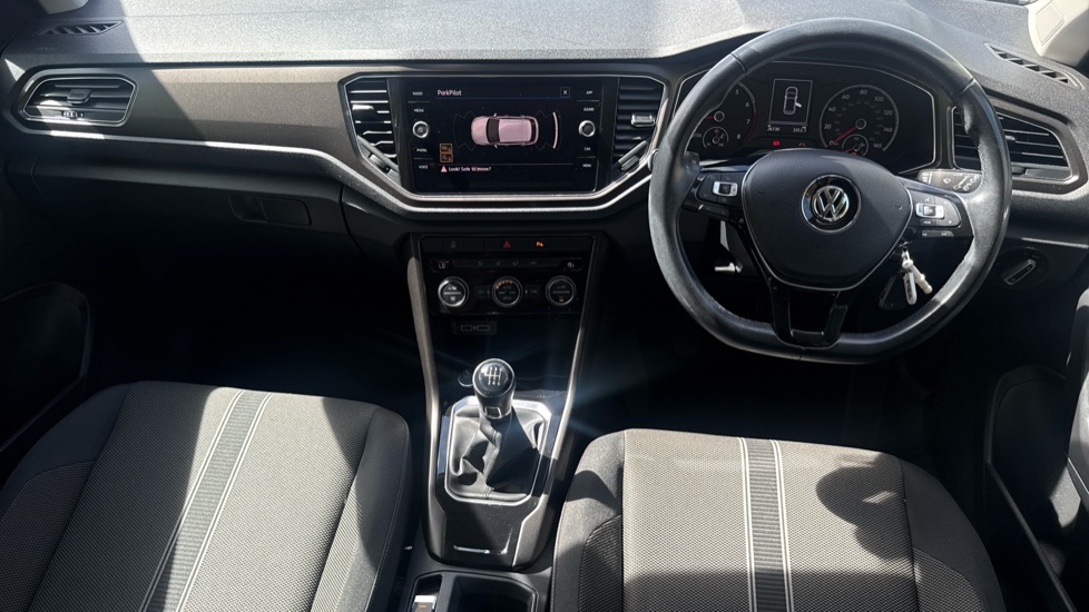 Volkswagen T-Roc 1.5 TSI EVO SE 5dr Petrol Hatchback - Image 10