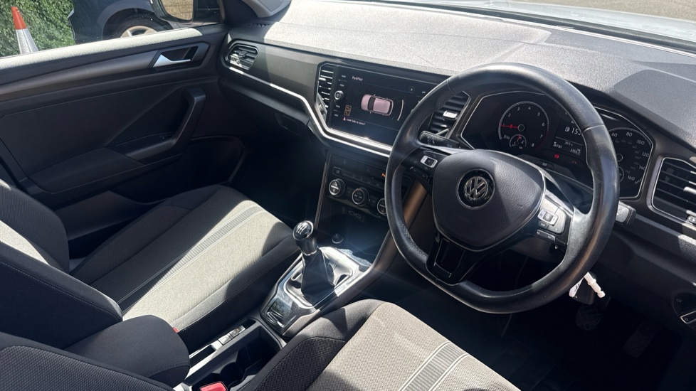 Volkswagen T-Roc 1.5 TSI EVO SE 5dr Petrol Hatchback - Image 11