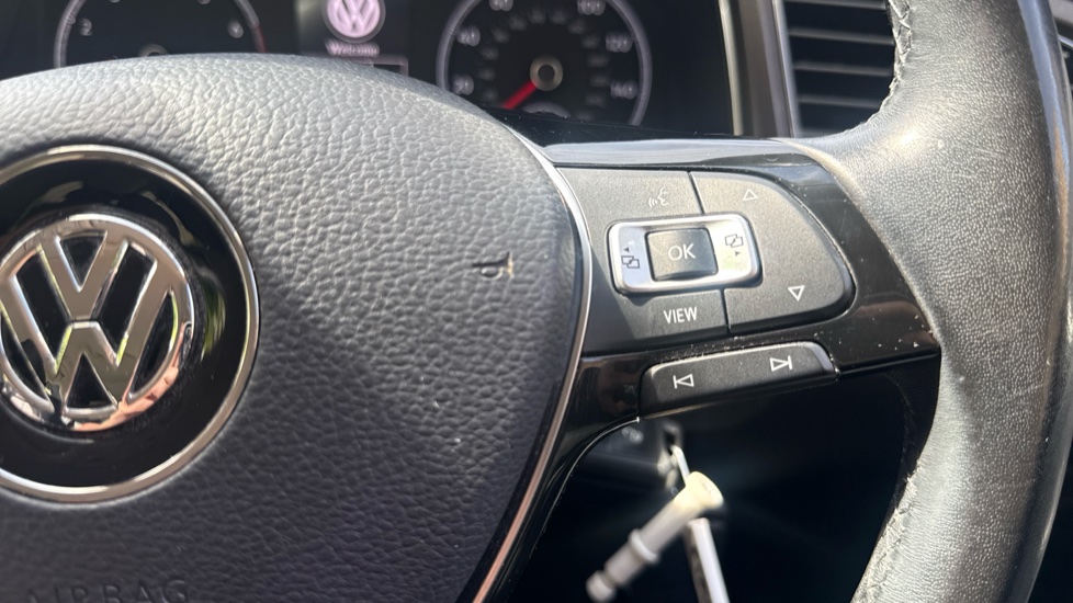 Volkswagen T-Roc 1.5 TSI EVO SE 5dr Petrol Hatchback - Image 23