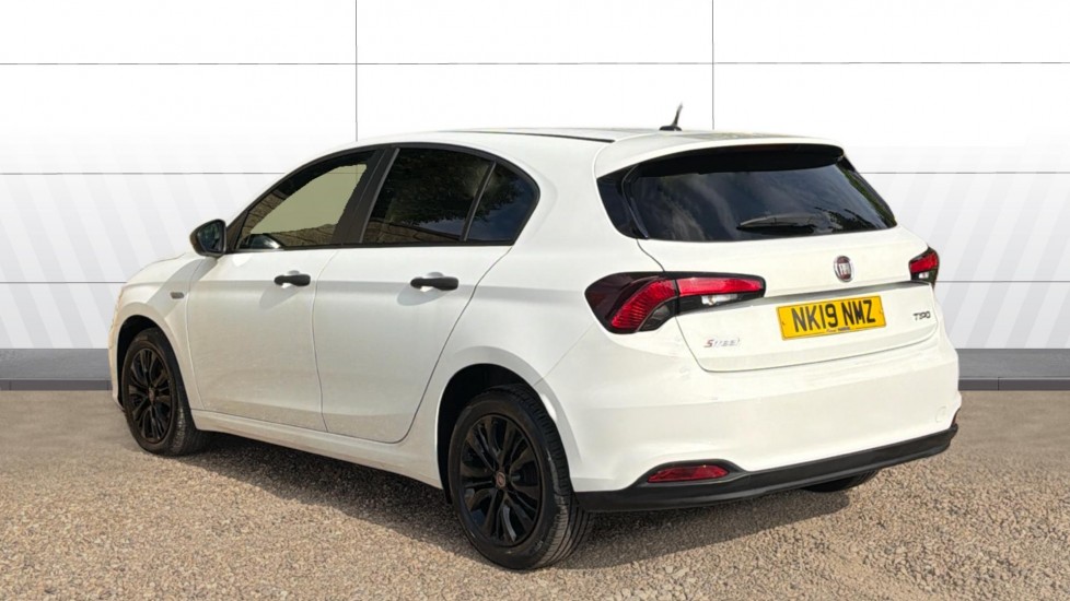 Fiat Tipo 1.4 Easy 5dr Petrol Hatchback - Image 2
