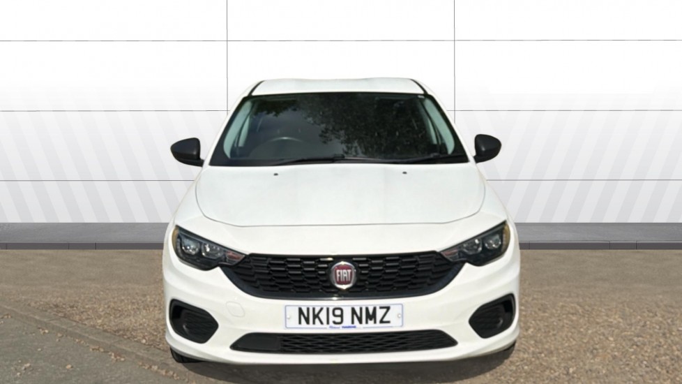 Fiat Tipo 1.4 Easy 5dr Petrol Hatchback - Image 3
