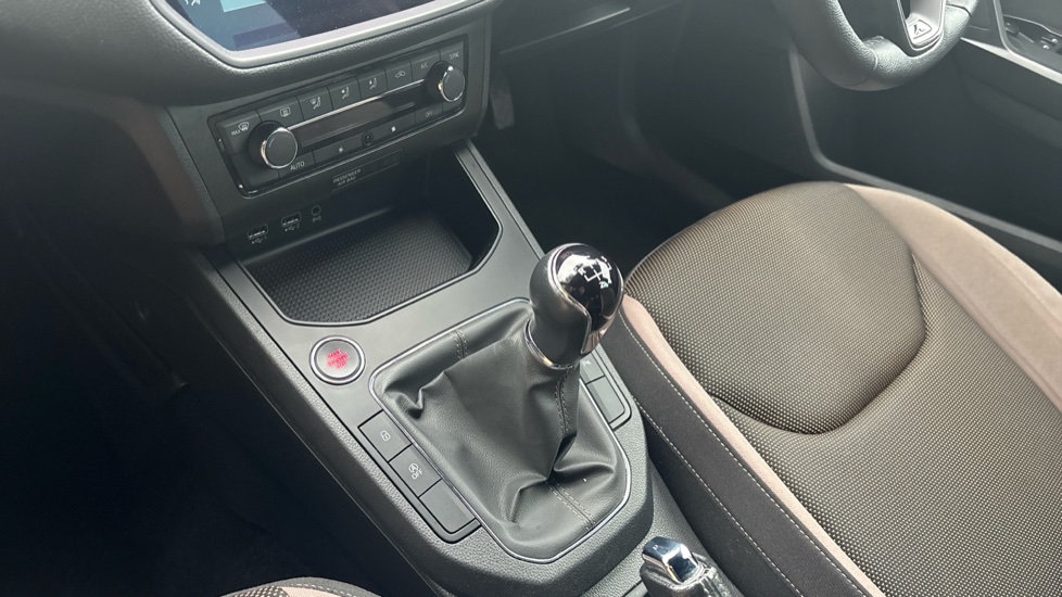 SEAT Ibiza 1.0 TSI 95 Xcellence [EZ] 5dr Petrol Hatchback - Image 13