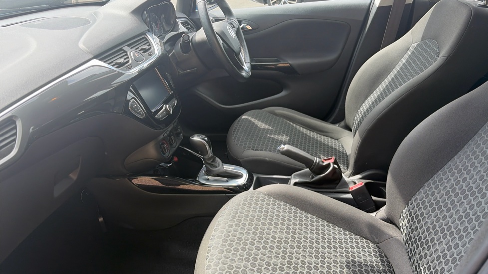 Vauxhall Corsa 1.4 SE Nav 5dr Auto Petrol Hatchback - Image 9