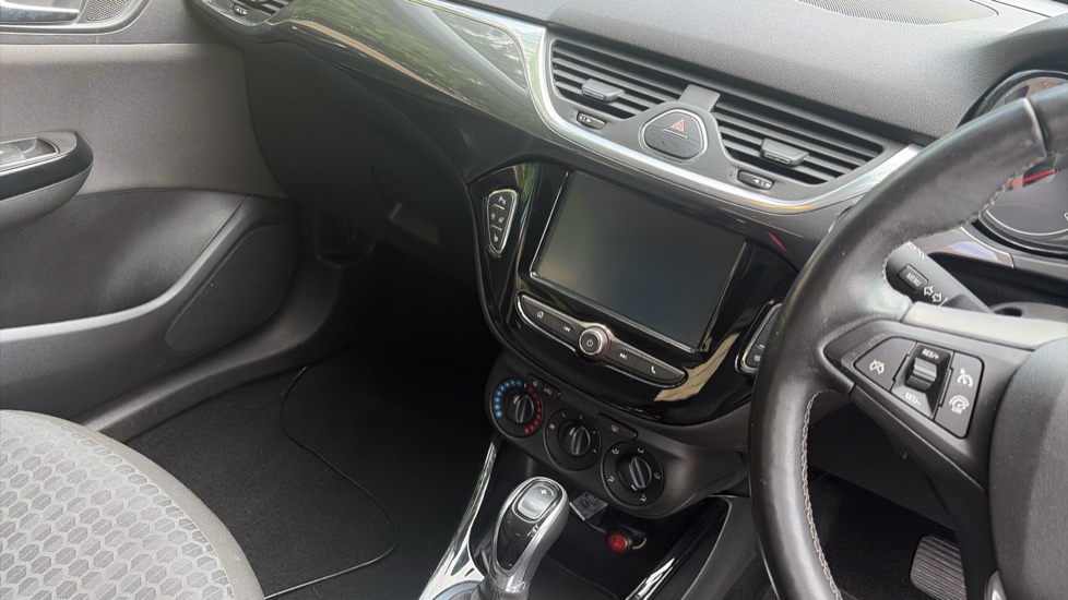 Vauxhall Corsa 1.4 SE Nav 5dr Auto Petrol Hatchback - Image 14