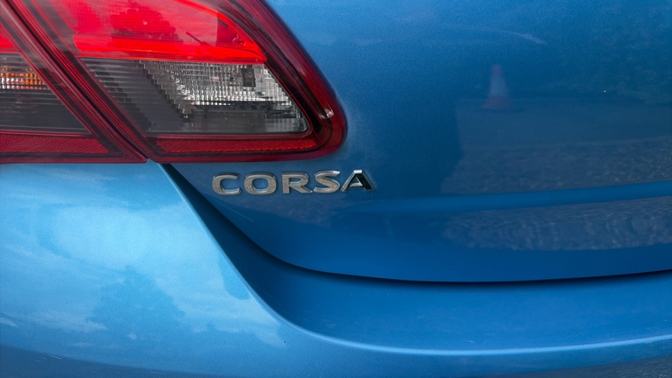Vauxhall Corsa 1.4 SE Nav 5dr Auto Petrol Hatchback - Image 21