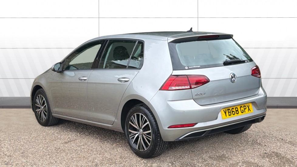 Volkswagen Golf 1.5 TSI EVO 150 SE [Nav] 5dr Petrol Hatchback - Image 2