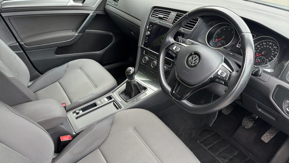 Volkswagen Golf 1.5 TSI EVO 150 SE [Nav] 5dr Petrol Hatchback - Image 11