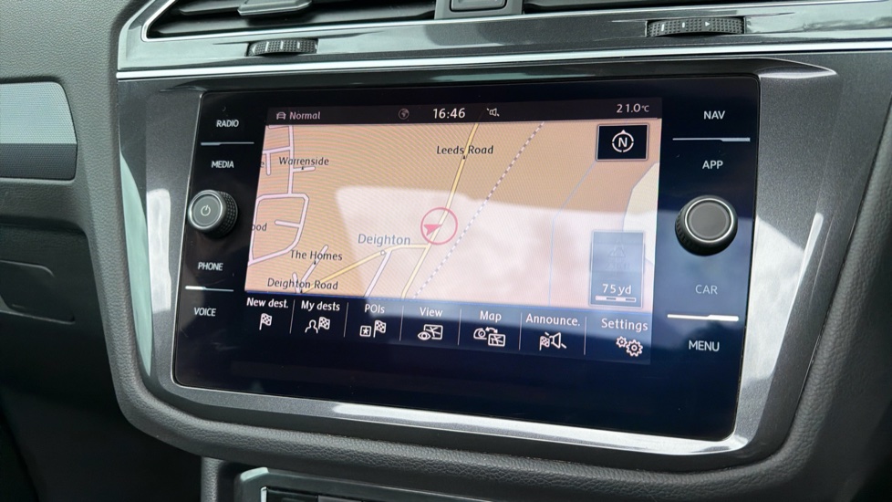 Volkswagen Tiguan 2.0 TSi 180 4Motion R-Line 5dr DSG Petrol Estate - Image 30