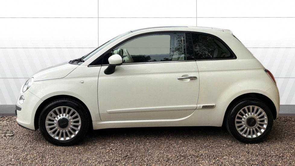 Fiat 500 1.2 Lounge 3dr [Start Stop] Petrol Hatchback - Image 5
