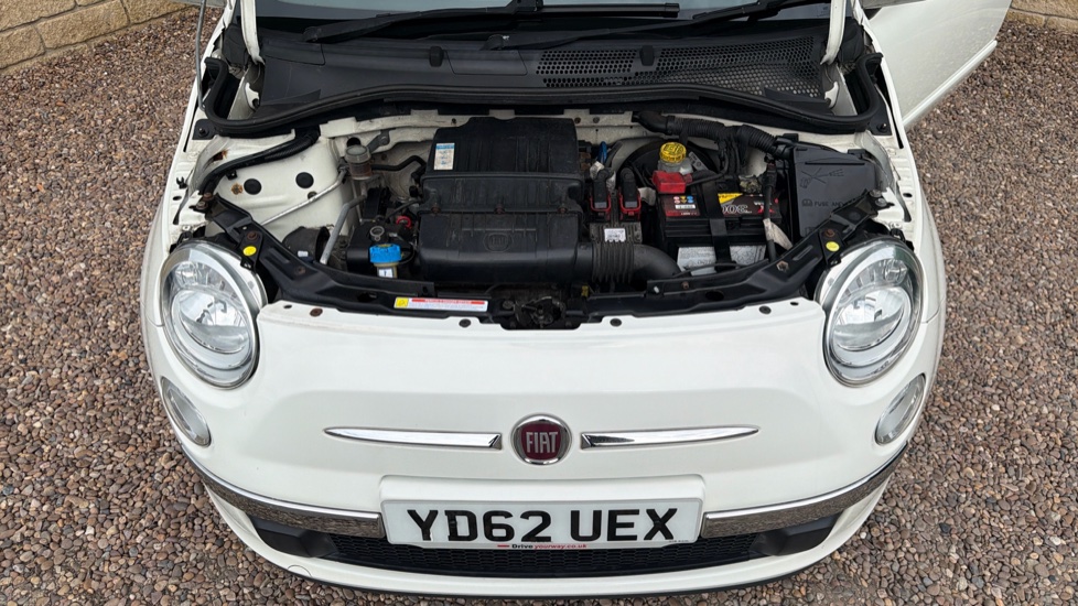 Fiat 500 1.2 Lounge 3dr [Start Stop] Petrol Hatchback - Image 8