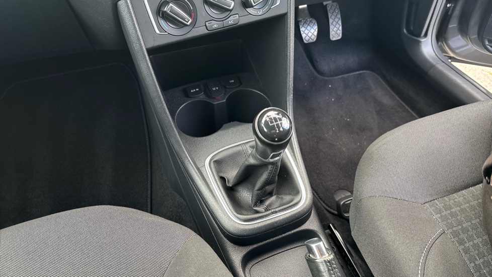 Volkswagen Polo 1.2 TSI Match Edition 5dr Petrol Hatchback - Image 13