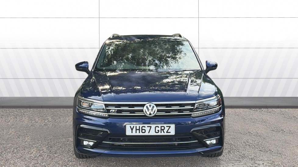 Volkswagen Tiguan 2.0 TSi 180 4Motion R-Line 5dr DSG Petrol Estate - Image 3