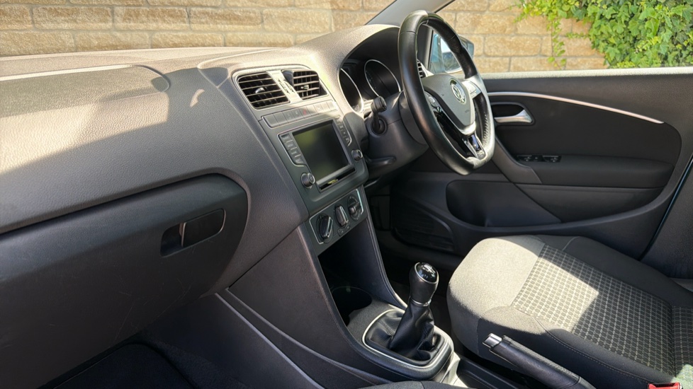 Volkswagen Polo 1.2 TSI Match Edition 5dr Petrol Hatchback - Image 9