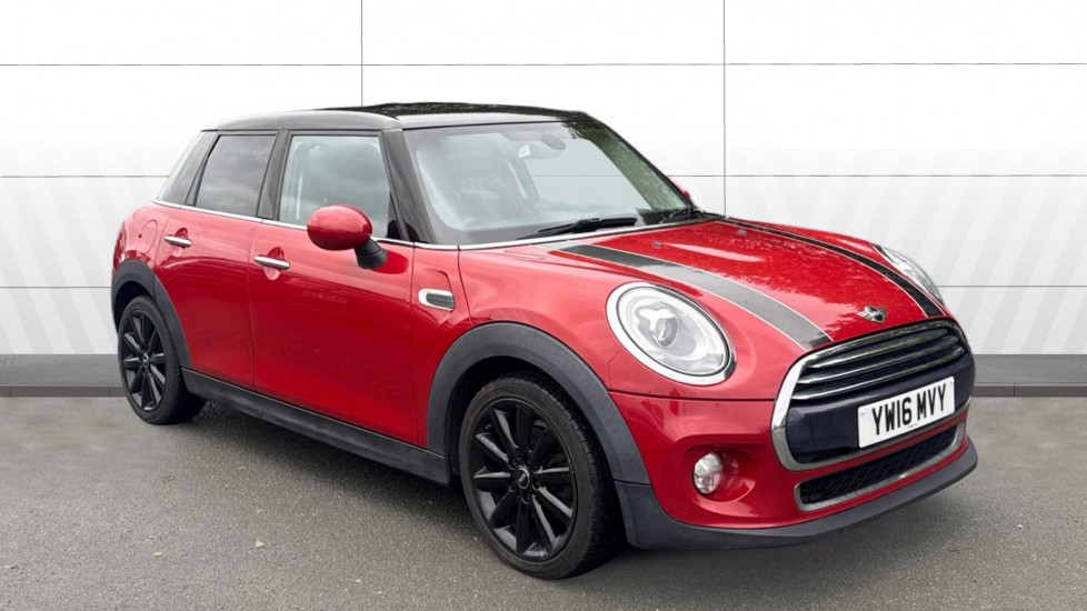 MINI Hatchback 1.5 Cooper D 5dr Diesel Hatchback - Image 1