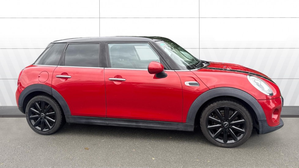 MINI Hatchback 1.5 Cooper D 5dr Diesel Hatchback - Image 5