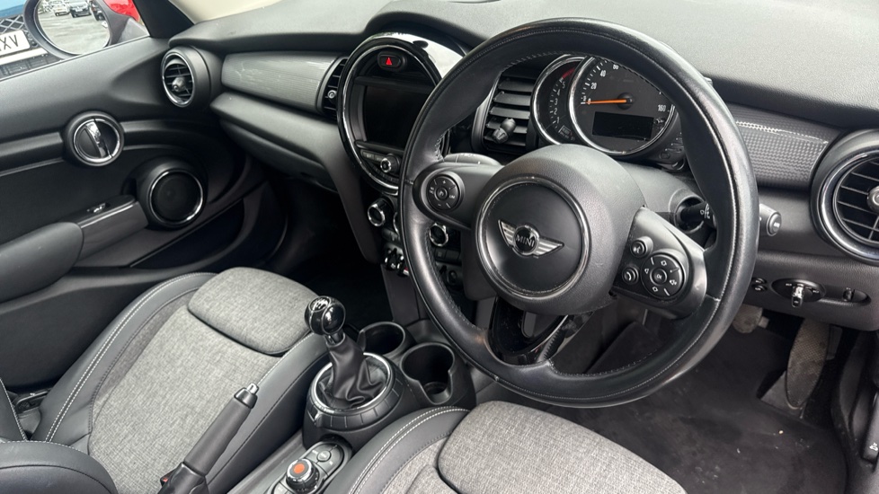 MINI Hatchback 1.5 Cooper D 5dr Diesel Hatchback - Image 11
