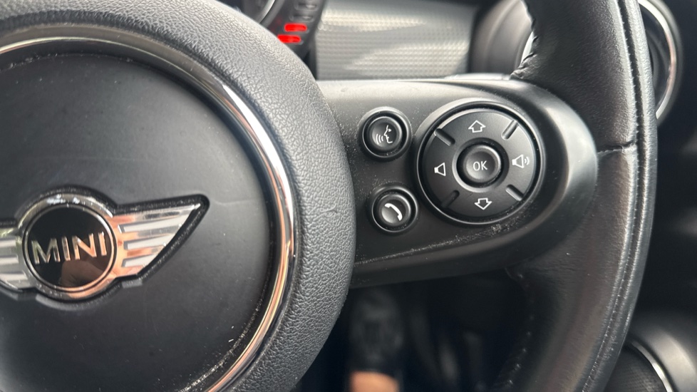 MINI Hatchback 1.5 Cooper D 5dr Diesel Hatchback - Image 24