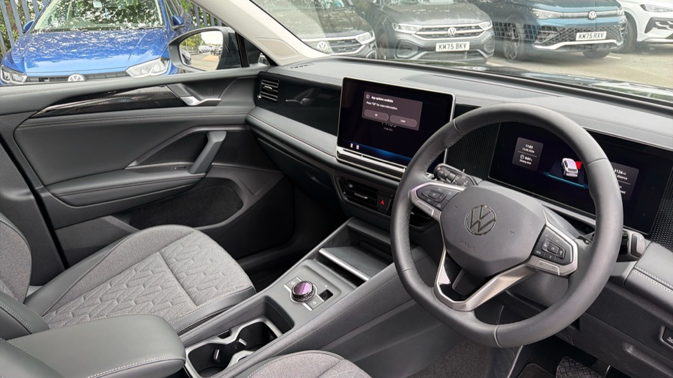 Volkswagen Tiguan 1.5 eTSI Match 5dr DSG Petrol Estate - Image 6