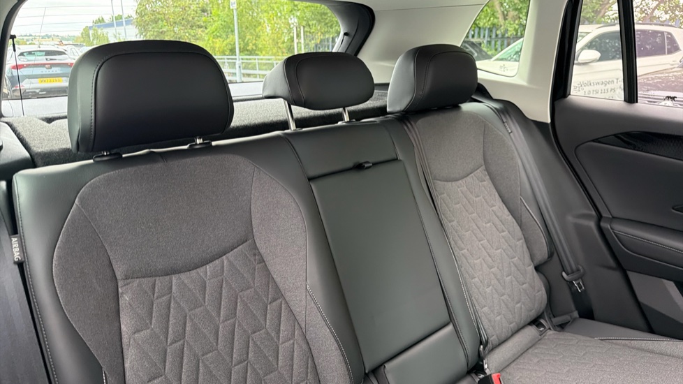Volkswagen Tiguan 1.5 eTSI Match 5dr DSG Petrol Estate - Image 16