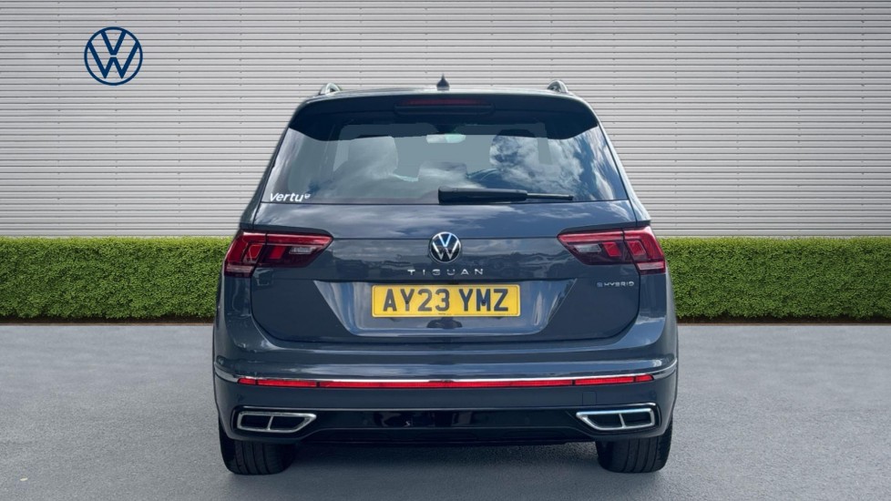 Volkswagen Tiguan 1.4 TSI eHybrid R-Line 5dr DSG Estate - Image 8
