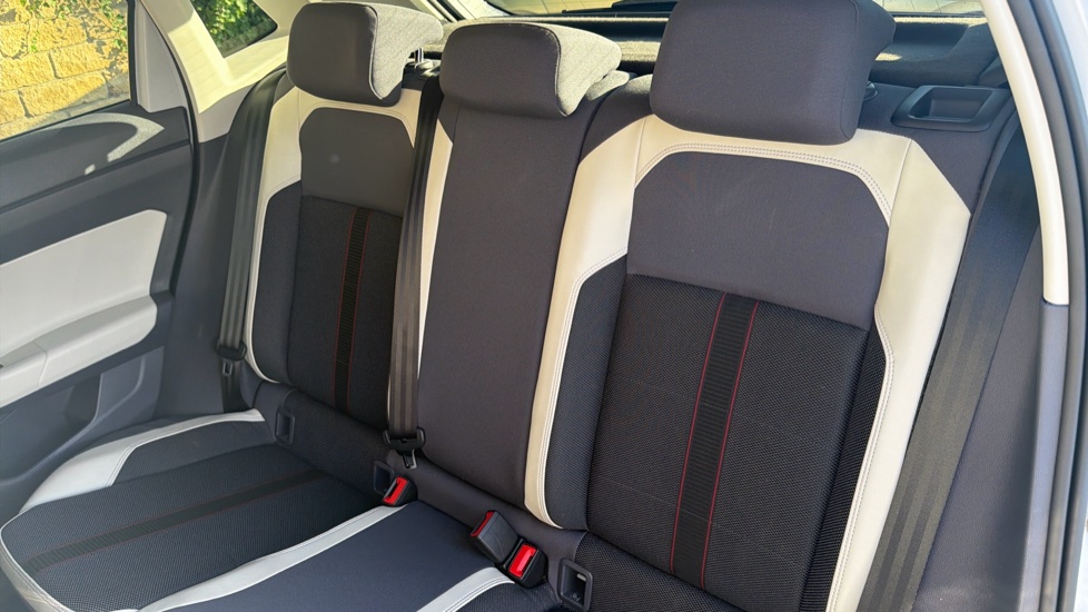 Volkswagen Polo 1.0 TSI 95 Beats 5dr Petrol Hatchback - Image 16