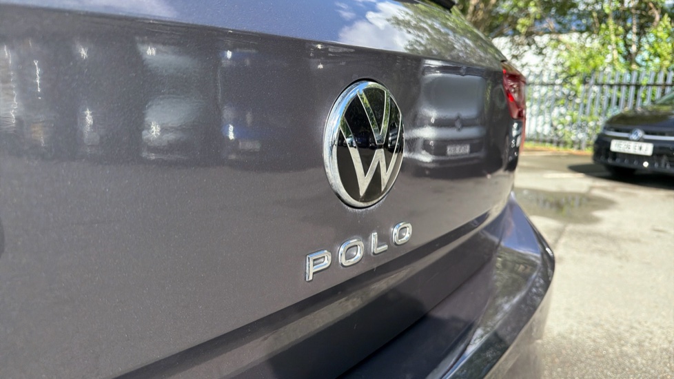Volkswagen Polo 1.0 TSI 115 R-Line 5dr DSG Petrol Hatchback - Image 21