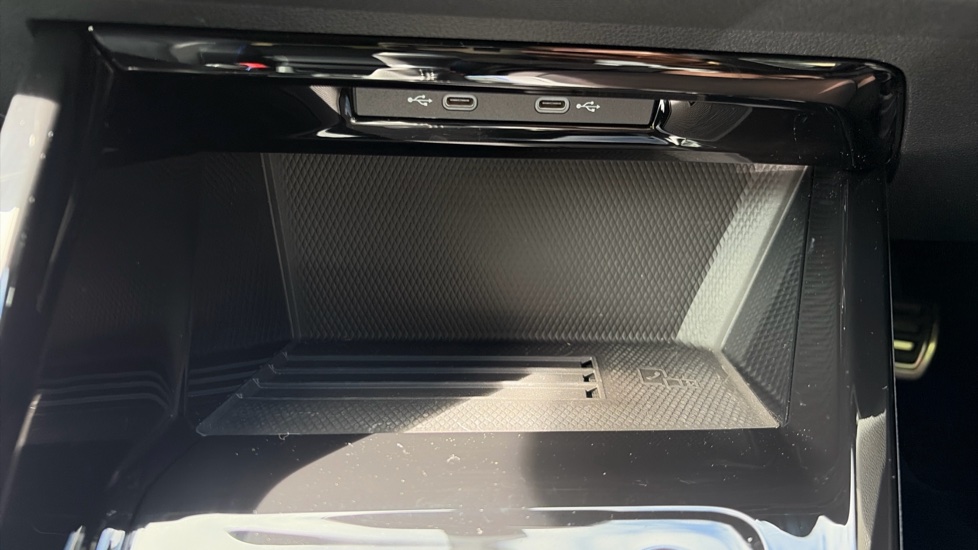 Volkswagen Golf 1.5 TSI 150 R-Line 5dr Petrol Hatchback - Image 28