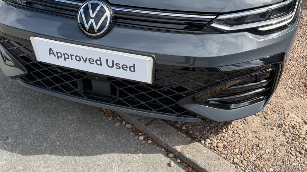Volkswagen Golf 1.5 TSI 150 R-Line 5dr Petrol Hatchback - Image 43