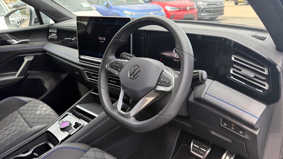 Volkswagen Tiguan 1.5 TSI 272 eHybrid R-Line 5dr DSG Estate - Image 6