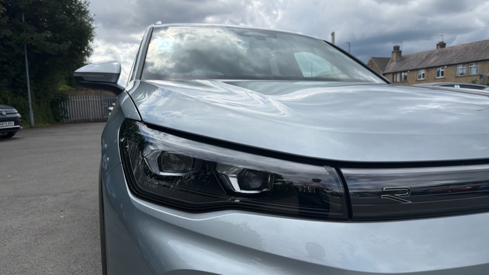 Volkswagen Tiguan 1.5 TSI 272 eHybrid R-Line 5dr DSG Estate - Image 26