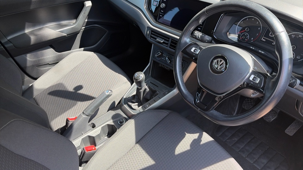 Volkswagen Polo 1.0 TSI 95 SE 5dr Petrol Hatchback - Image 6