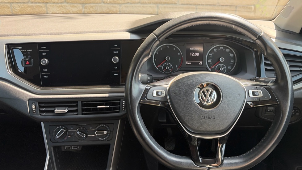 Volkswagen Polo 1.0 TSI 95 SE 5dr Petrol Hatchback - Image 10