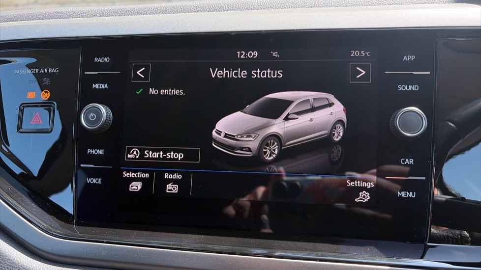 Volkswagen Polo 1.0 TSI 95 SE 5dr Petrol Hatchback - Image 22