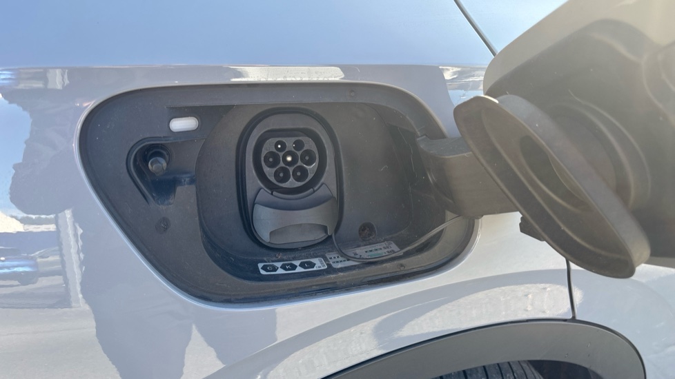 Volkswagen ID.4 220kW 4MOTION GTX 77kWh 5dr Auto [125kW Ch] Electric Estate - Image 23