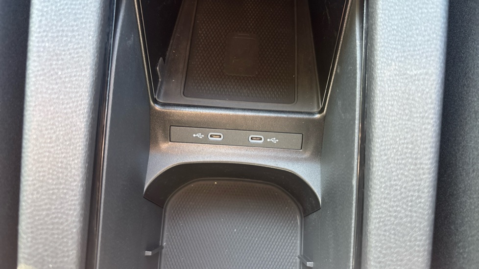 Volkswagen ID.4 220kW 4MOTION GTX 77kWh 5dr Auto [125kW Ch] Electric Estate - Image 43