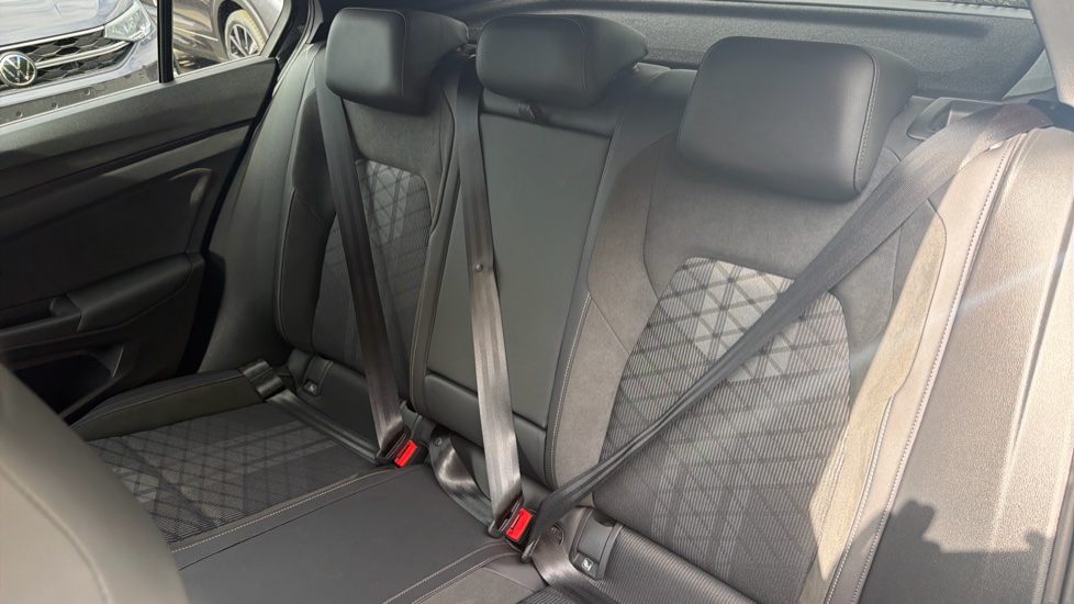 Volkswagen Golf 1.5 TSI 150 R-Line 5dr Petrol Hatchback - Image 16