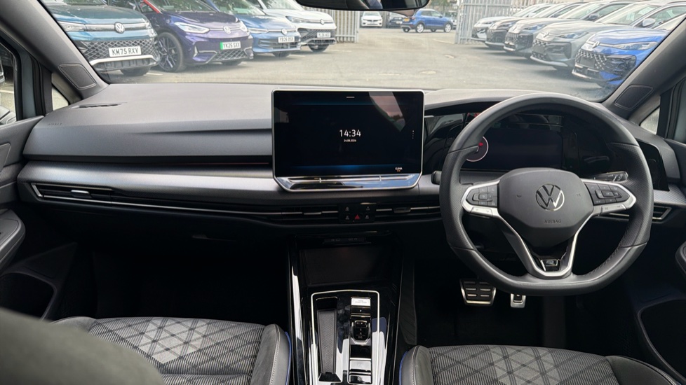 Volkswagen Golf 1.5 eTSI 150 R-Line 5dr DSG Petrol Hatchback - Image 9